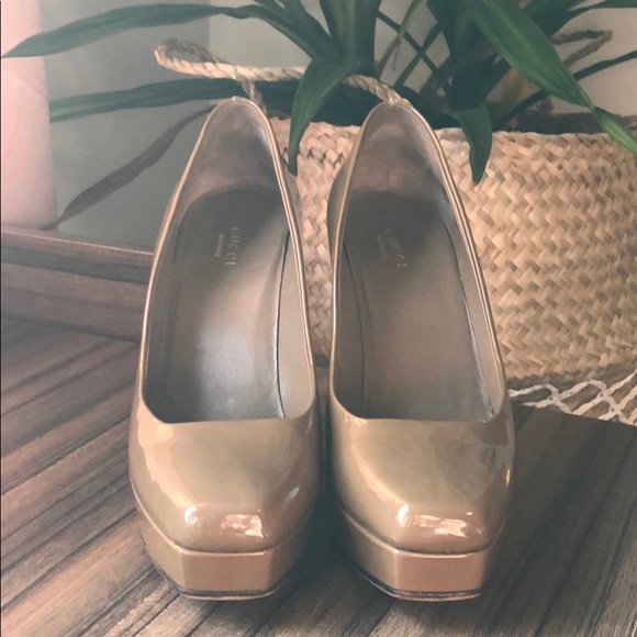 Gucci Patent Leather Heels EUC 38 - Picture 2 of 8